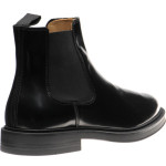 Guards rubber-soled Chelsea boots