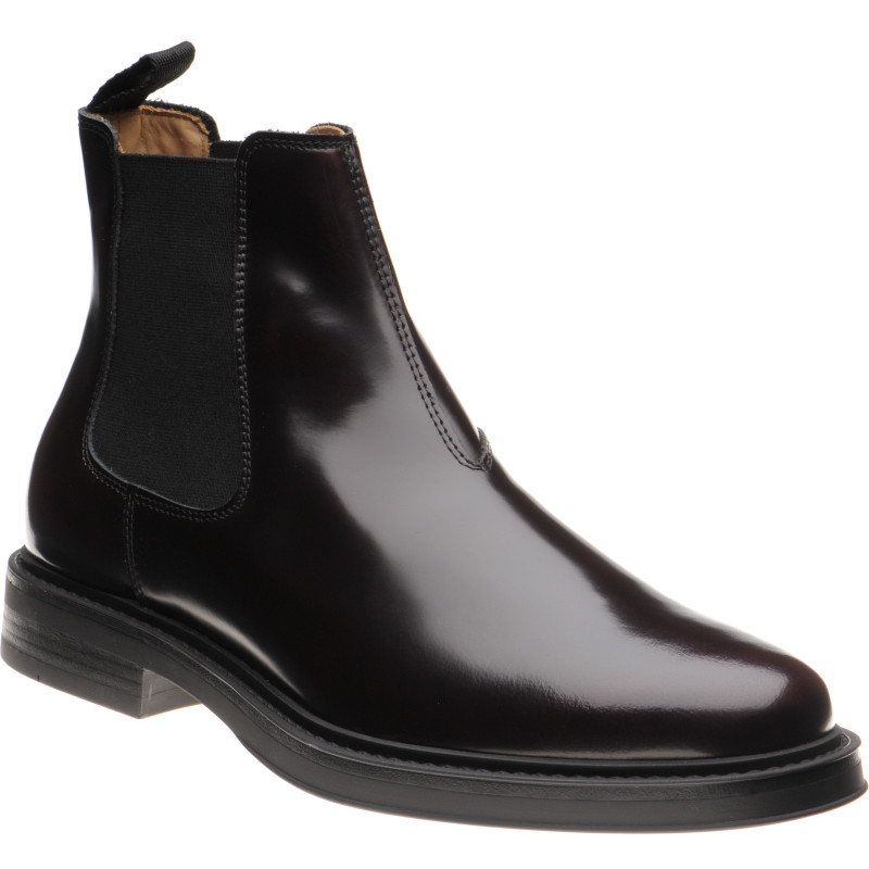 Guards rubber-soled Chelsea boots
